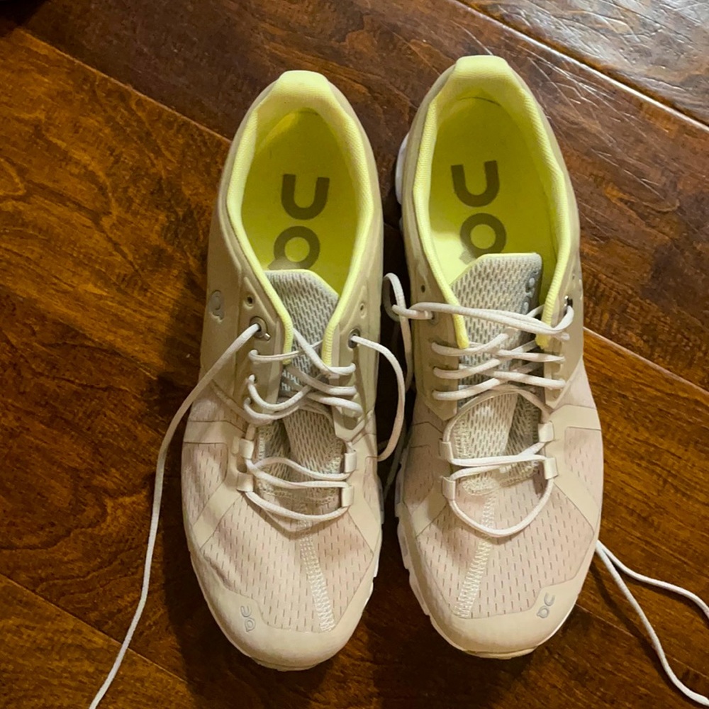 ON Cloud - Sand Pearl